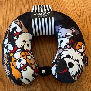 NWT Marc Tetro Adult Multi Dog Neck Pillow